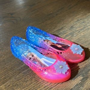 Frozen wedge jelly shoes, size 8C
